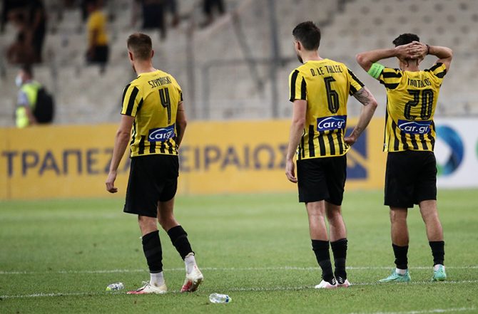 Συνάντηση πριν την αυριανή προπόνηση για Κονέ-Παπαδημητρίου με τους ποδοσφαιρισές