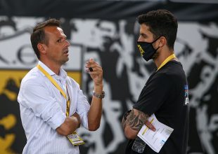 Επιστρέφουν απόψε από τις Βρυξέλλες Κονέ και Παπαδημητρίου