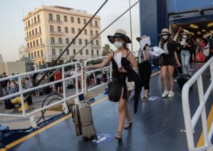 Με υποχρεωτικό self test η επιστροφή απο τα νησιά για ανεμβολίαστους