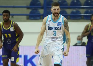 Δίπλα στους πυρόπληκτους ο Ανδρέας Πετρόπουλος (ΦΩΤΟ)