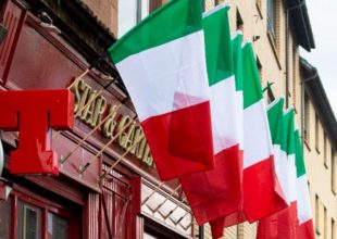 Γλασκώβη: Μαγαζιά με σημαίες της Ιταλίας εν όψει τελικού!