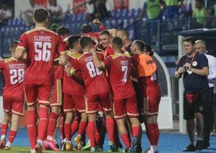 Προπονητής Βέλεζ: «Χρειαζόμαστε τον κόσμο μας με την ΑΕΚ»