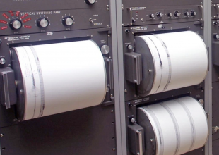 Συνεχείς μικροί σεισμοί στη Θήβα: «Ασυνήθιστο φαινόμενο» λένε οι σεισμολόγοι