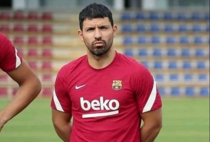 Θέλει να φύγει από την Μπαρτσελόνα ο Αγουέρο λόγω Μέσι Θέλει να φύγει από την Μπαρτσελόνα ο Αγουέρο λόγω Μέσι