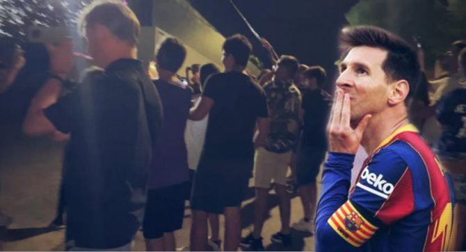 Οπαδοί της Μπαρτσελόνα έξω από το σπίτι του Μέσι, ζητούν να μείνει Οπαδοί της Μπαρτσελόνα έξω από το σπίτι του Μέσι, ζητούν να μείνει