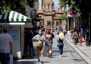 Κορωνοϊός: 2156 νέα κρούσματα σήμερα στην Ελλάδα – 8 νεκροί και 188 διασωληνωμένοι