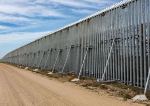 Κλειστά τα ελληνικά σύνορα για πιθανές παράτυπες ροές μεταναστών από το Αφγανιστάν