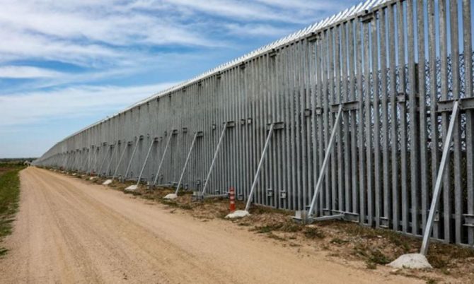 Κλειστά τα ελληνικά σύνορα για πιθανές παράτυπες ροές μεταναστών από το Αφγανιστάν