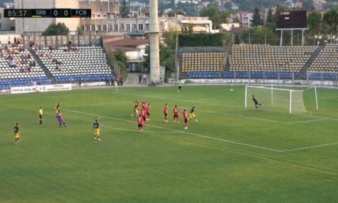 Ρουμάνος τερματοφύλακας σκόραρε με εκτέλεση φάουλ στο 86′!