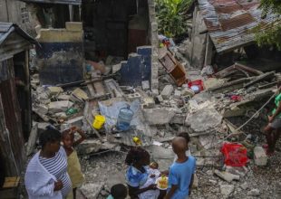Αϊτή: Στους 724 αυξήθηκε ο απολογισμός των νεκρών από τον σεισμό