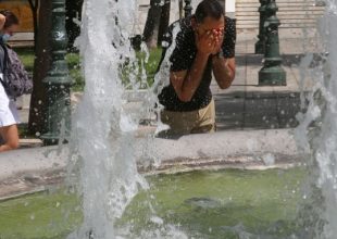 EMY για καύσωνα: Επικίνδυνο φαινόμενο, από τα ισχυρότερα των τελευταίων 40 ετών