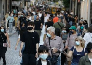 Κορωνοϊός: Φόβοι για “νέα πανδημία πολύ πιο επικίνδυνη” από το φθινόπωρο