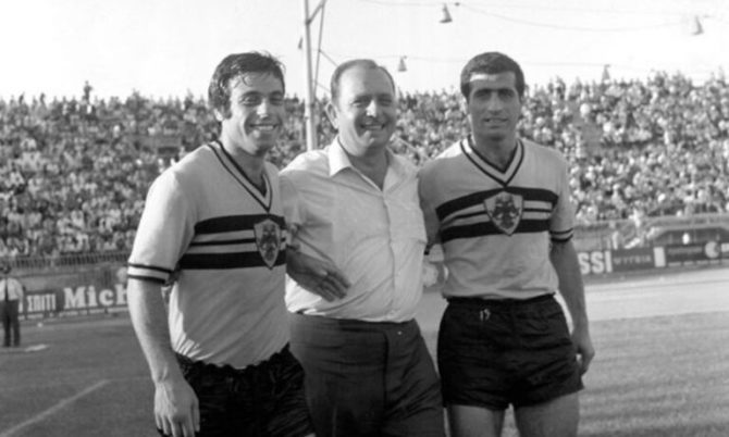 Κάηκε ολοσχερώς το σπίτι του Κώστα Νικολαΐδη Κάηκε ολοσχερώς το σπίτι του Κώστα Νικολαΐδη