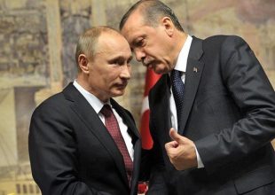 Ίσες αποστάσεις μεταξύ Ρωσίας-Ουκρανίας κρατάει η Τουρκία: Δεν κλείνει τα στενά η Άγκυρα