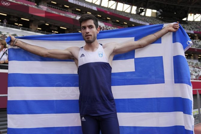Ξημερώματα Πέμπτης επιστρέφει στην Ελλάδα ο Τεντόγλου