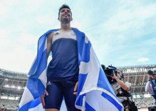 Μίλτος Τεντόγλου: Χρυσός Ολυμπιονίκης στο μήκος με τελευταίο άλμα στα 8,41