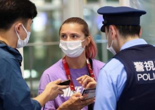 Λευκορωσίδα αθλήτρια καταγγέλλει πως την πήγαν στο αεροδρόμιο για να επιστρέψει με το ζόρι