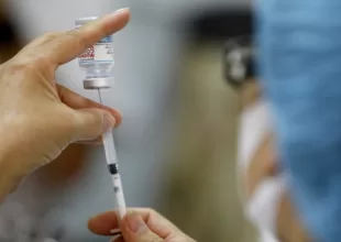 «Πρωταθλήτρια» η Ισπανία: Το 70,3% του πληθυσμού είναι πλέον πλήρως εμβολιασμένο