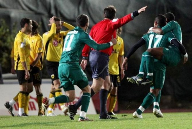 Η ΑΕΚ ισοφαρίζεται μετά από 13 χρόνια σε ματς που είχε προηγηθεί με 3-0