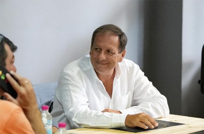 Παρών στο συμβούλιο του ΕΣΑΚΕ ο Αγγελόπουλος