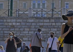 Κορωνοϊός: 2198 νέα κρούσματα σήμερα στην Ελλάδα – 37 νεκροί και 390 διασωληνωμένοι