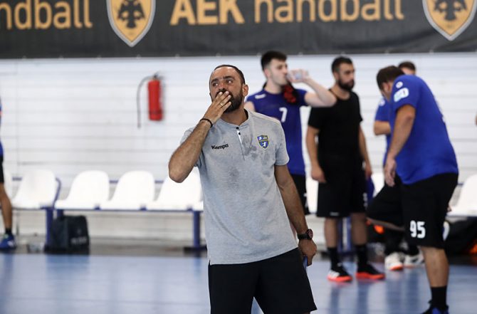 Μπακαούκας: «Η ΑΕΚ για μένα είναι μόνο οικογένεια, δεν είναι αντίπαλος»