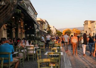 Εμβόλιο κορωνοϊού: Ποιοι ανεμβολίαστοι θα λάβουν SMS