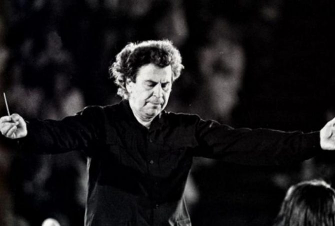 Πέθανε ο Μίκης Θεοδωράκης