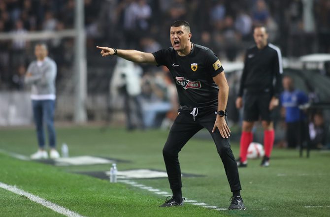 Ώρα να… τραβήξει αυτιά ο Βλάνταν