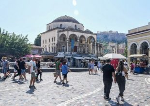 Κορωνοϊός: 2255 κρούσματα σήμερα στην Ελλάδα – 39 νεκροί και 352 διασωληνωμένοι