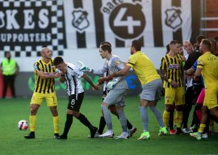 Απαντάει η ΠΑΕ ΑΕΚ: «Η αστυνομία… τρελάθηκε και άλλαξε θέση τους ανθρώπους της ομάδας μας»