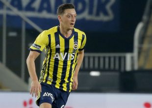Fanatik: “Οριστικά χωρίς τον Οζίλ κόντρα στον Ολυμπιακό η Φενέρμπαχτσε, στη θέση του ο Πέλκας”