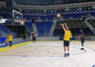 Φωτογραφίες απ’ την προθέρμανση της Βασίλισσας στην Ulker Arena