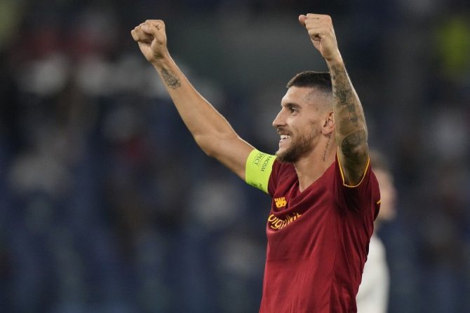 Πελεγκρίνι: «Ντροπή να γίνονται προημιτελικοί σε τέτοια γήπεδα-Επίθεση από τον προπονητή της Γκλιμτ»