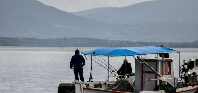 Πήλιο: Ψαράς βρήκε στα δίχτυα του νεκρό ψαροντουφεκά και τον ξαναπέταξε στη θάλασσα