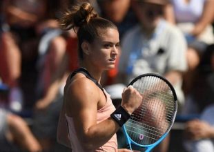 Σίφουνας η Σάκκαρη στους «16» του US Open