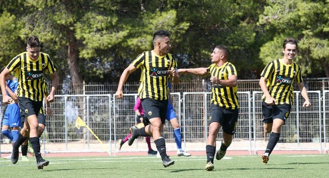 «Κιτρινόμαυρο» χρώμα στο Ελλάδα – Γεωργία (ΦΩΤΟ)