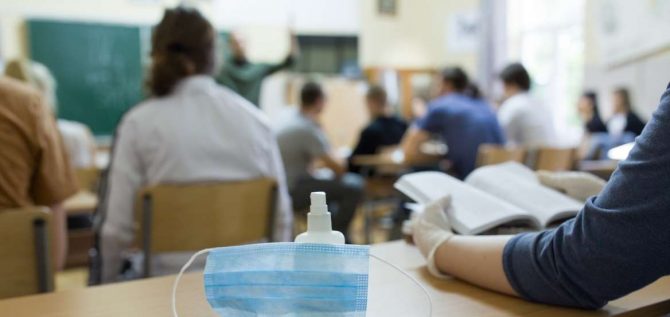 Σχολεία: Εκτόξευση κρουσμάτων στα παιδιά κατά 14% – Νέα μέτρα στο τραπέζι των ειδικών
