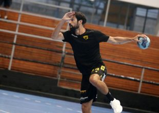 «Διέλυσε» τον Δούκα η ΑΕΚ