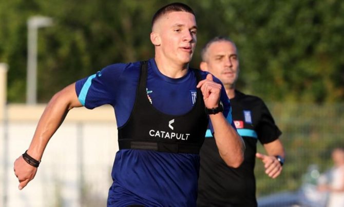 Προπονήθηκε ο Τζόλης και βάζει υποψηφιότητα για Σουηδία