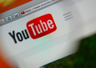 Βόμβα από το YouTube: “Μπλοκάρει” λογαριασμούς αντιεμβολιαστών