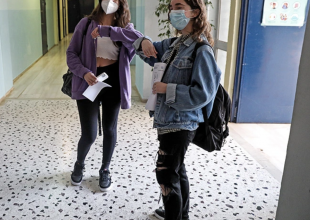 Κορωνοϊός: Έξι self tests μπορούν να προμηθευτούν οι μαθητές για τον Σεπτέμβριο – Από αύριο η διάθεσή τους