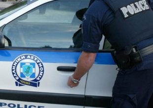 Άγριο επεισόδιο με πυροβολισμούς σε airbnb στην Ανάβυσσο – Τρεις τραυματίες!