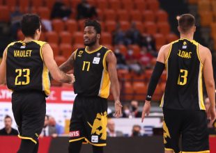 Χάλασε μόνη της την εικόνα της στο ΣΕΦ – Το παράτησε στο τέλος