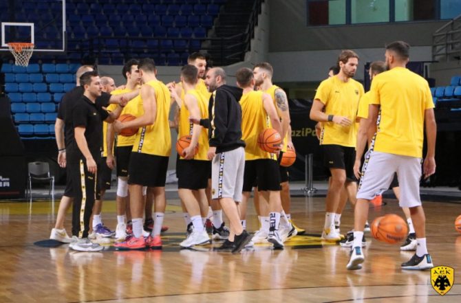 Η τελευταία προπόνηση της Βασίλισσας πριν την Ουγγαρία (pics)