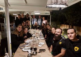 Δείπνο συσπείρωσης για τη Γυναικεία Ομάδα Βόλεϊ