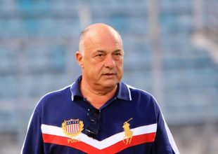 Μπέος: «Αν ήμουν εγώ πρόεδρος στην ΕΠΟ δεν θα ξεκινούσαν τα πρωταθλήματα»