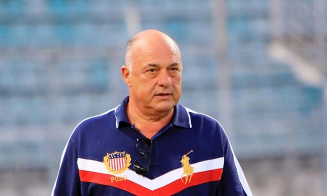 Μπέος: «Αν ήμουν εγώ πρόεδρος στην ΕΠΟ δεν θα ξεκινούσαν τα πρωταθλήματα»