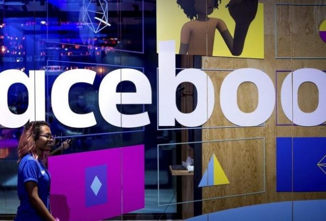 Facebook: Το χρονικό του black out – Πλήγμα για τον Mark Zuckerberg