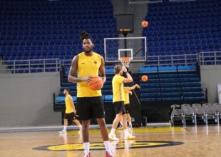 Κυκλοφόρησε η Βασίλισσα τα εισιτήρια για το πρώτο ιστορικό ματς στα Λιόσια με την Λάρισα